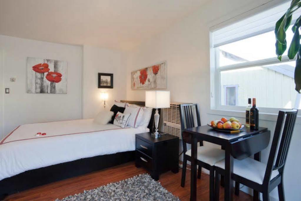 Fisherman'S Wharf Bed & Breakfast Victoria Eksteriør billede